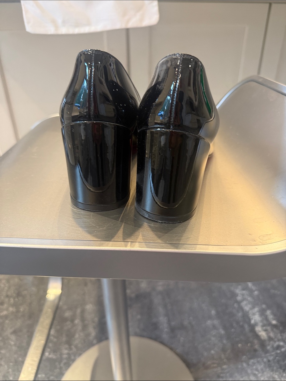 Christian Louboutin Miss Sab 55 Black Patent Leather Mid Block pumps - Picture 6 of 12